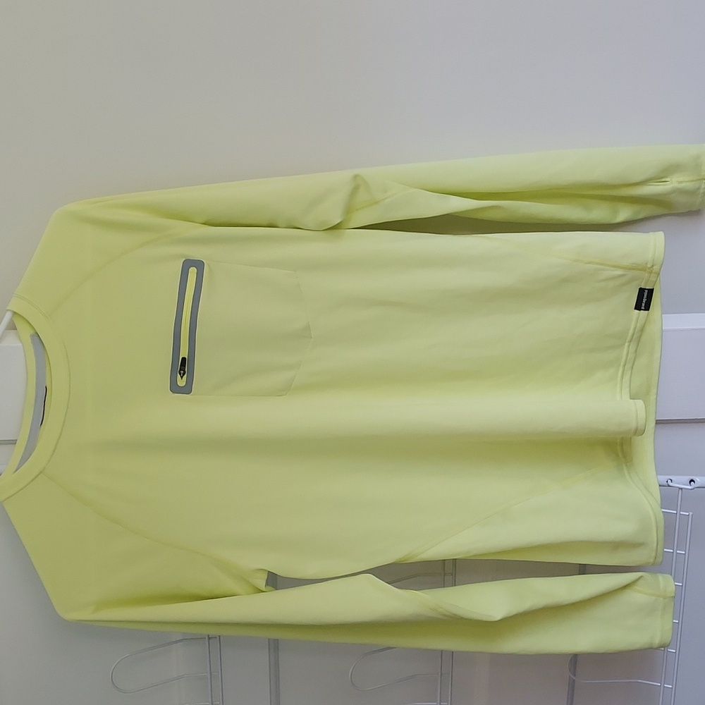 Patagonia Sunshade Crew Long Sleeve Shirt Size XS Neon Outdoor Fishing Active